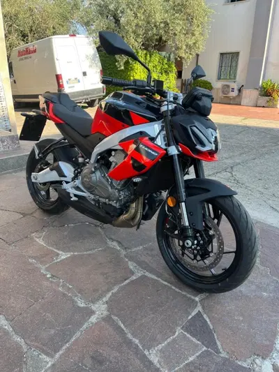 Aprilia Tuono 457 (2025 - 26) usata