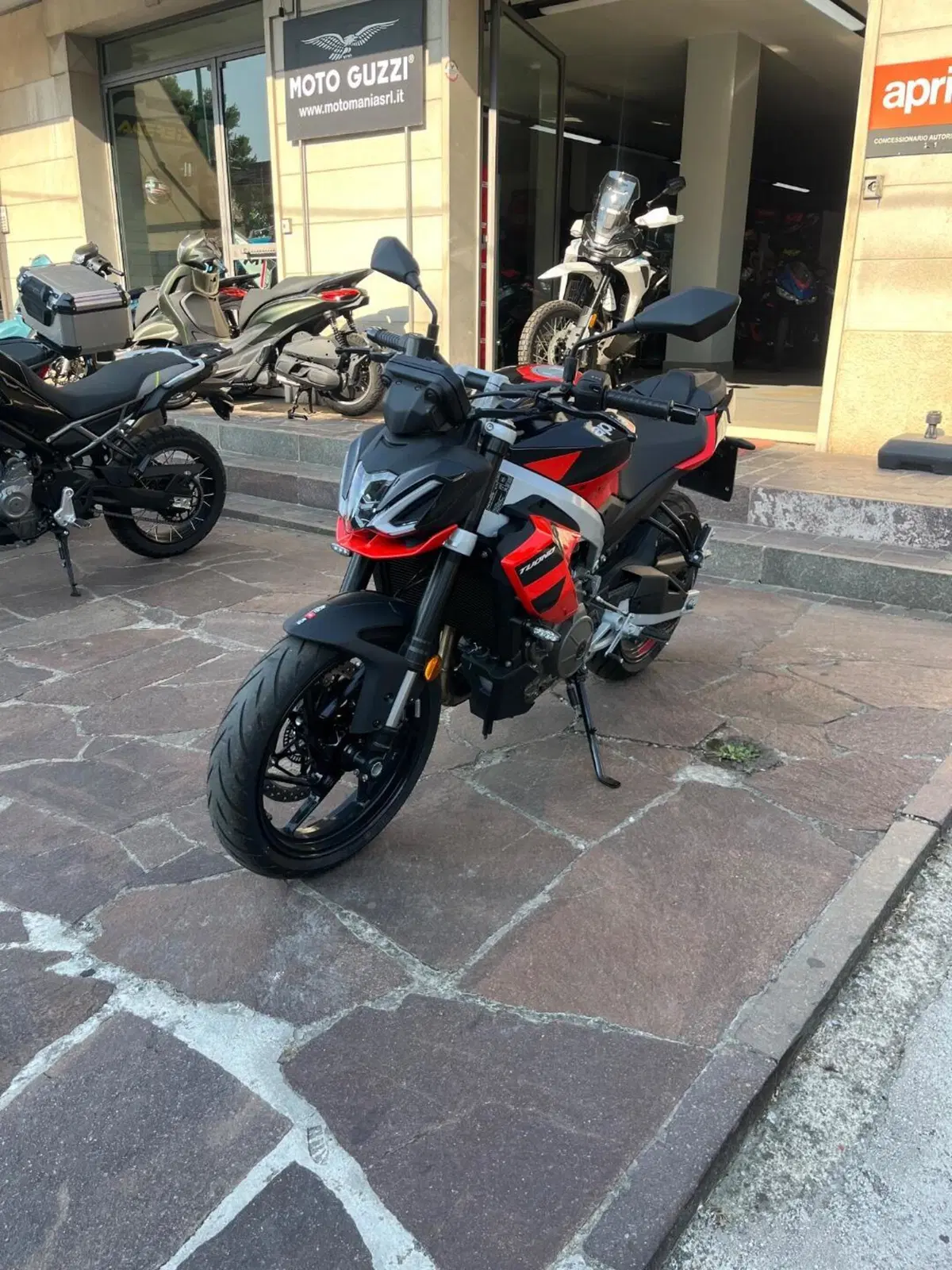 Aprilia Tuono 457 (2025 - 26) (3)