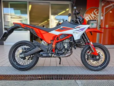 KTM 390 SMC R (2025 - 26) usata