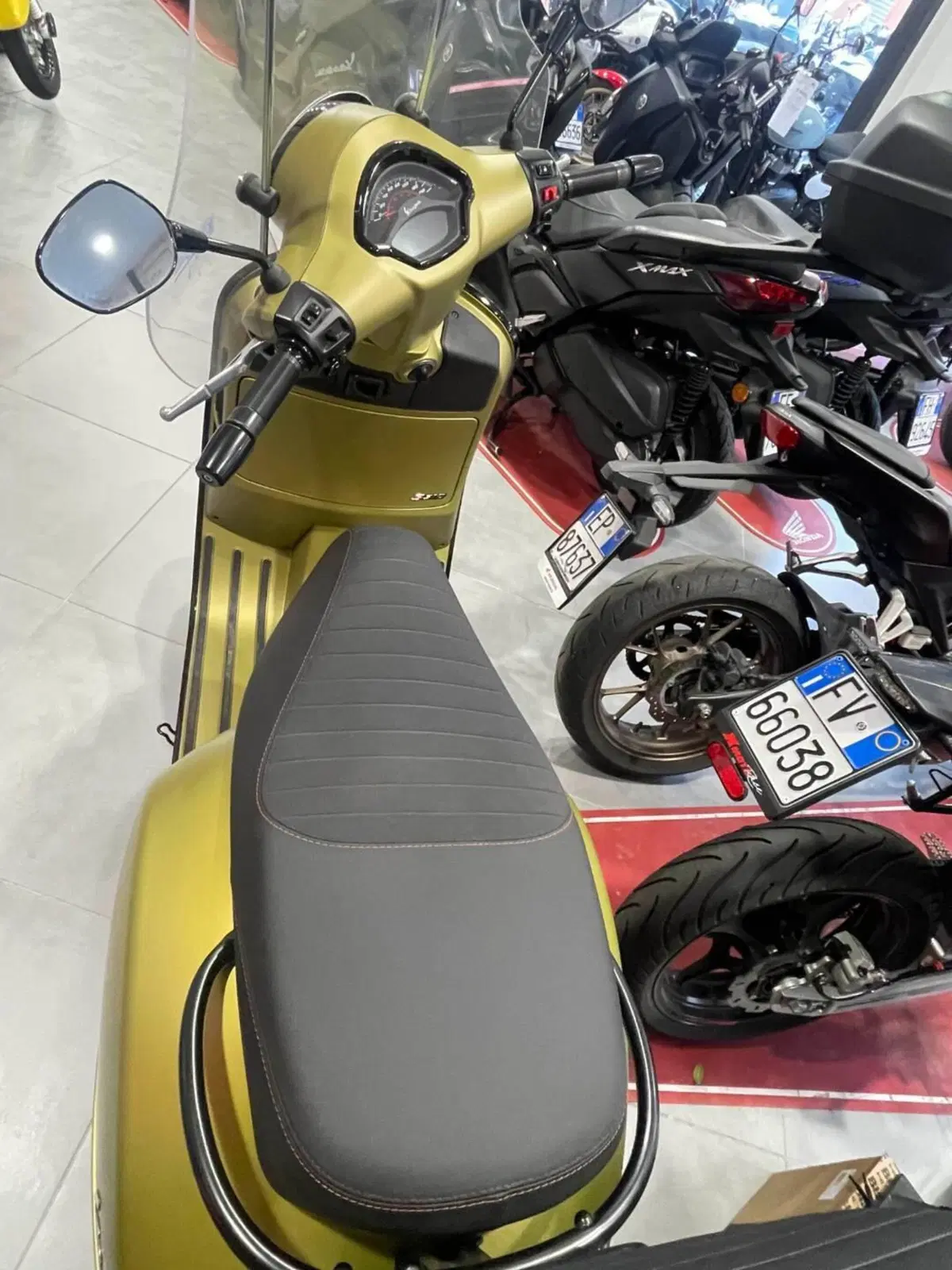 Vespa GTS 310 Supersport (2025 - 26) (5)