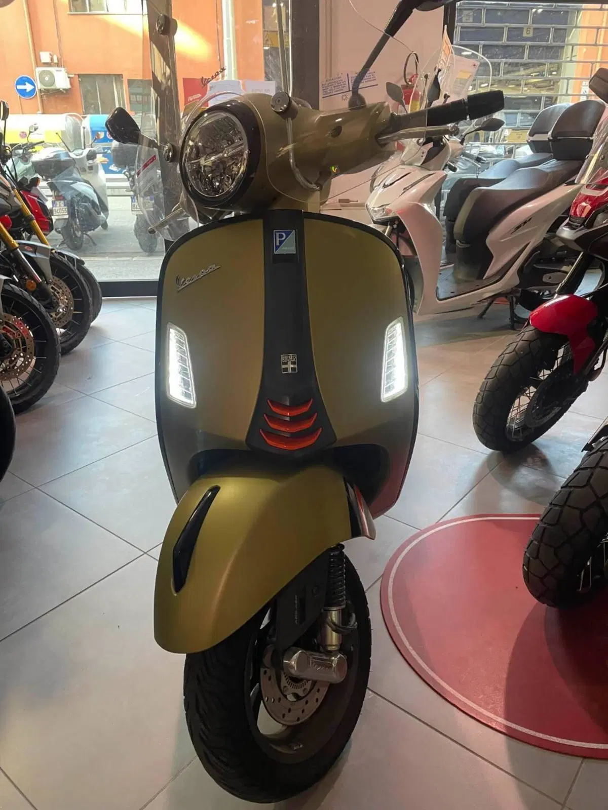 Vespa GTS 310 Supersport (2025 - 26) (7)