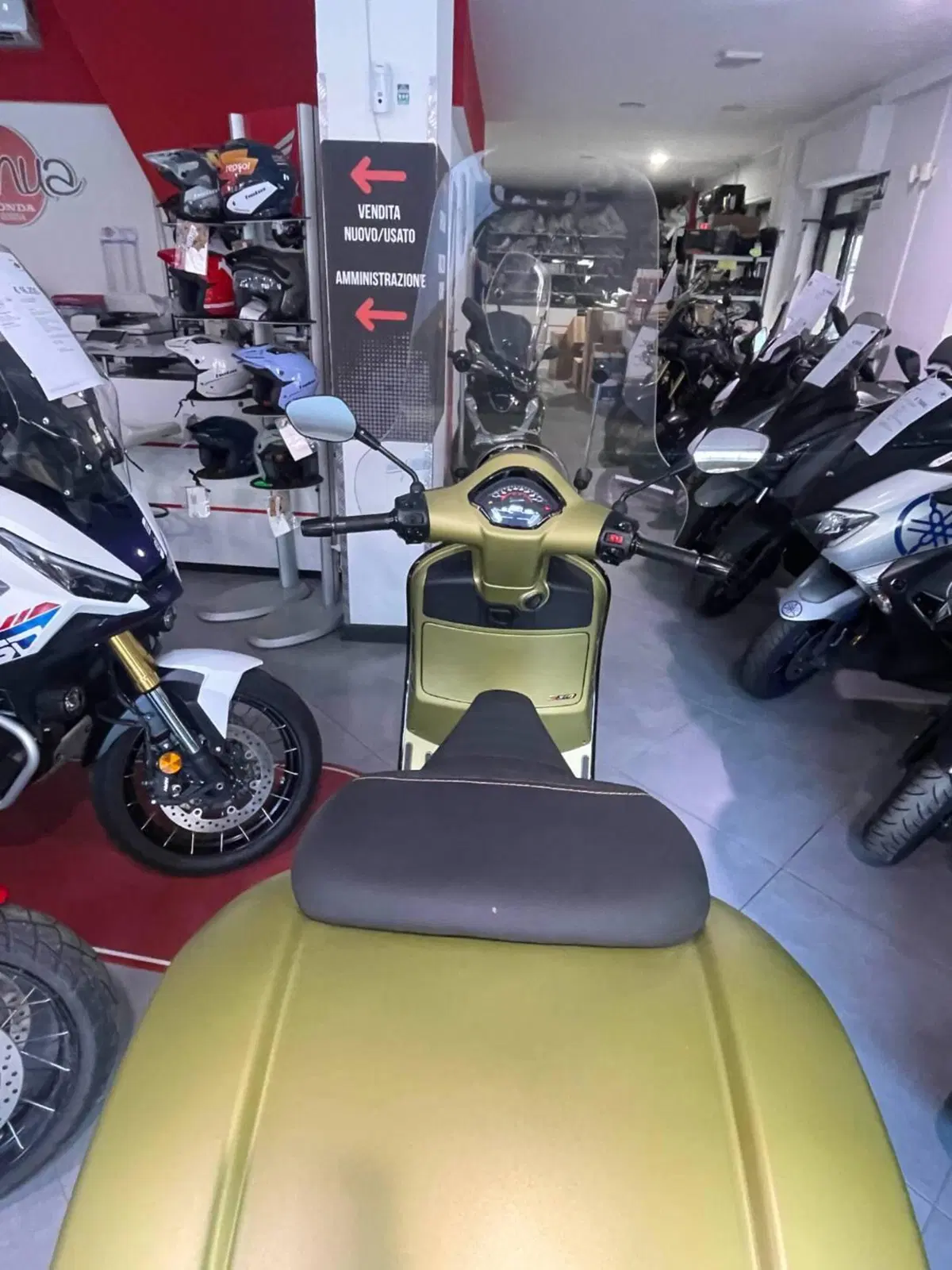 Vespa GTS 310 Supersport (2025 - 26) (8)
