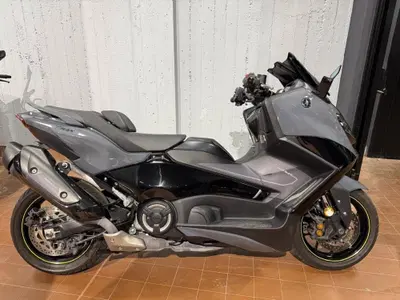 Yamaha T-Max 560 Tech Max (2022 - 24) usata
