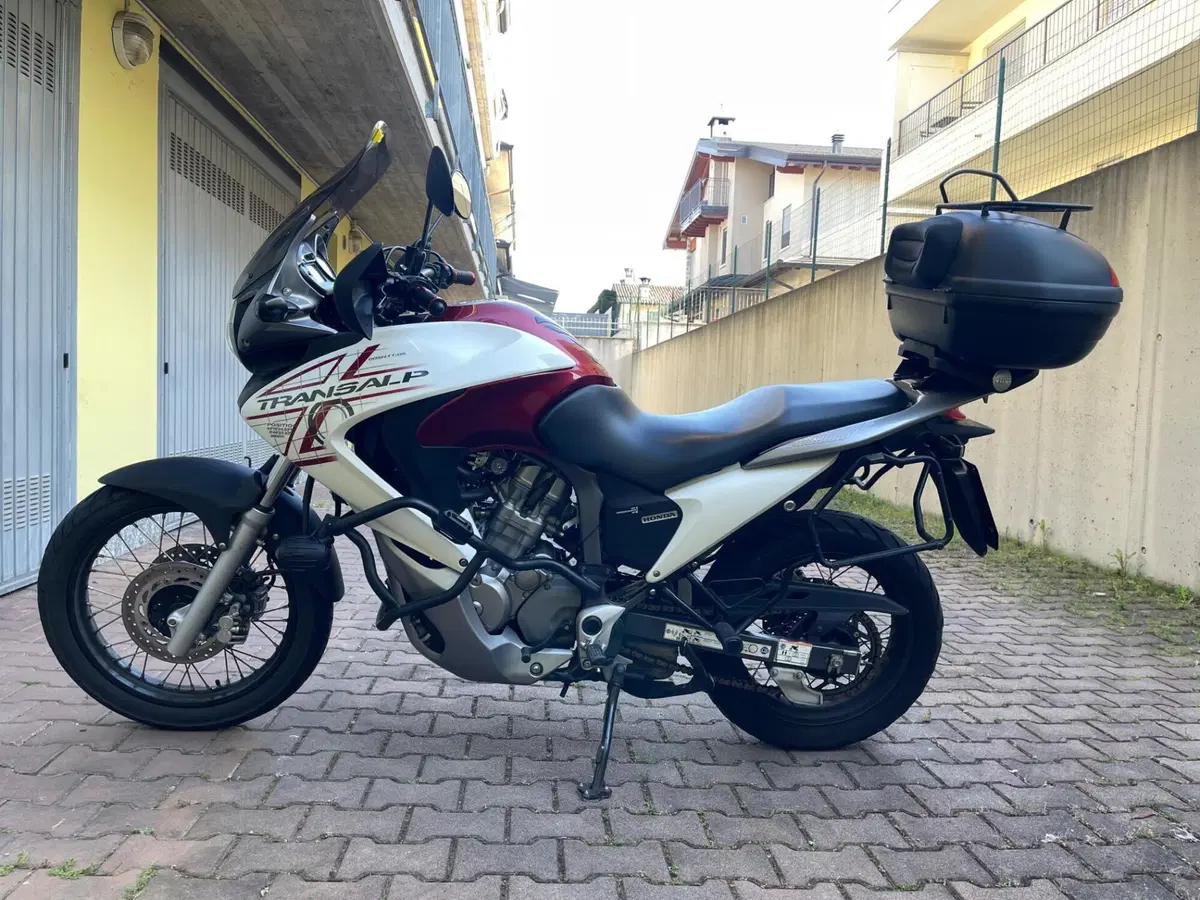 Honda Transalp XL 700 V (2007 - 2013) (4)