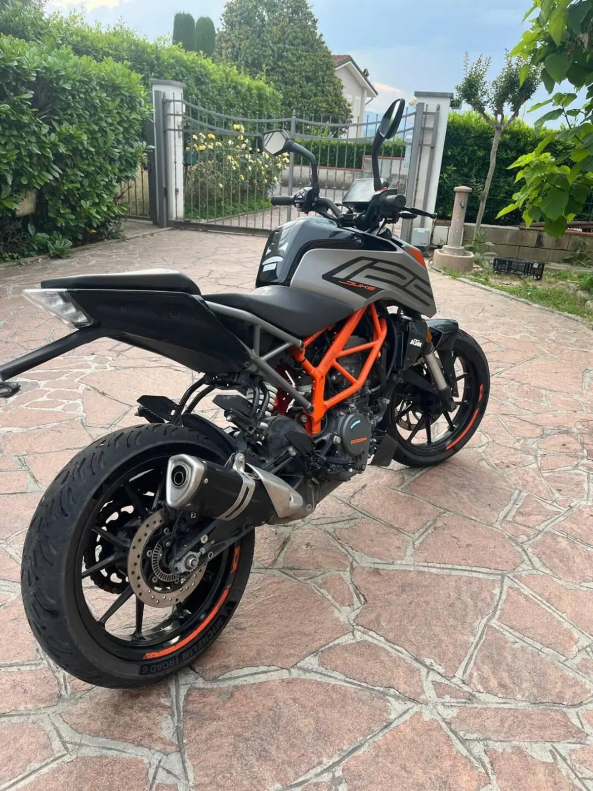 KTM 125 Duke (2021 - 23) (2)