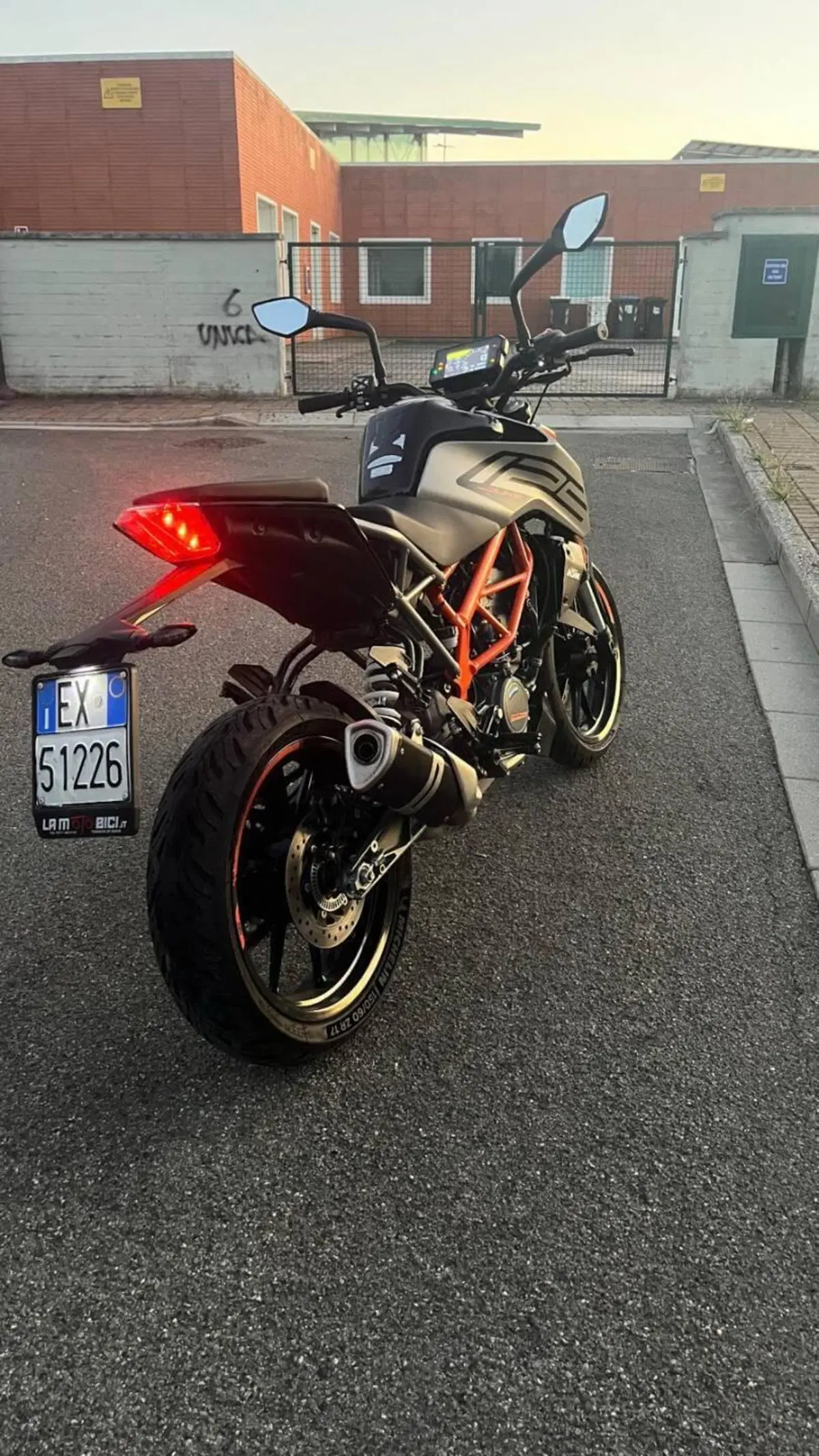 KTM 125 Duke (2021 - 23) (5)