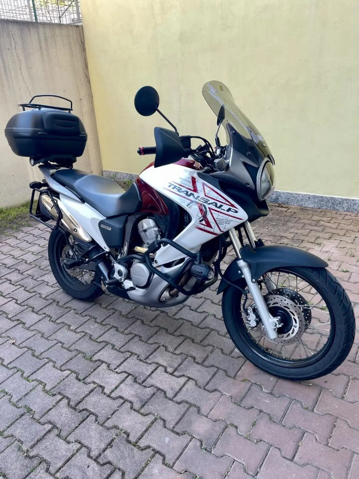Honda Transalp XL 700 V (2007 - 2013) (7)