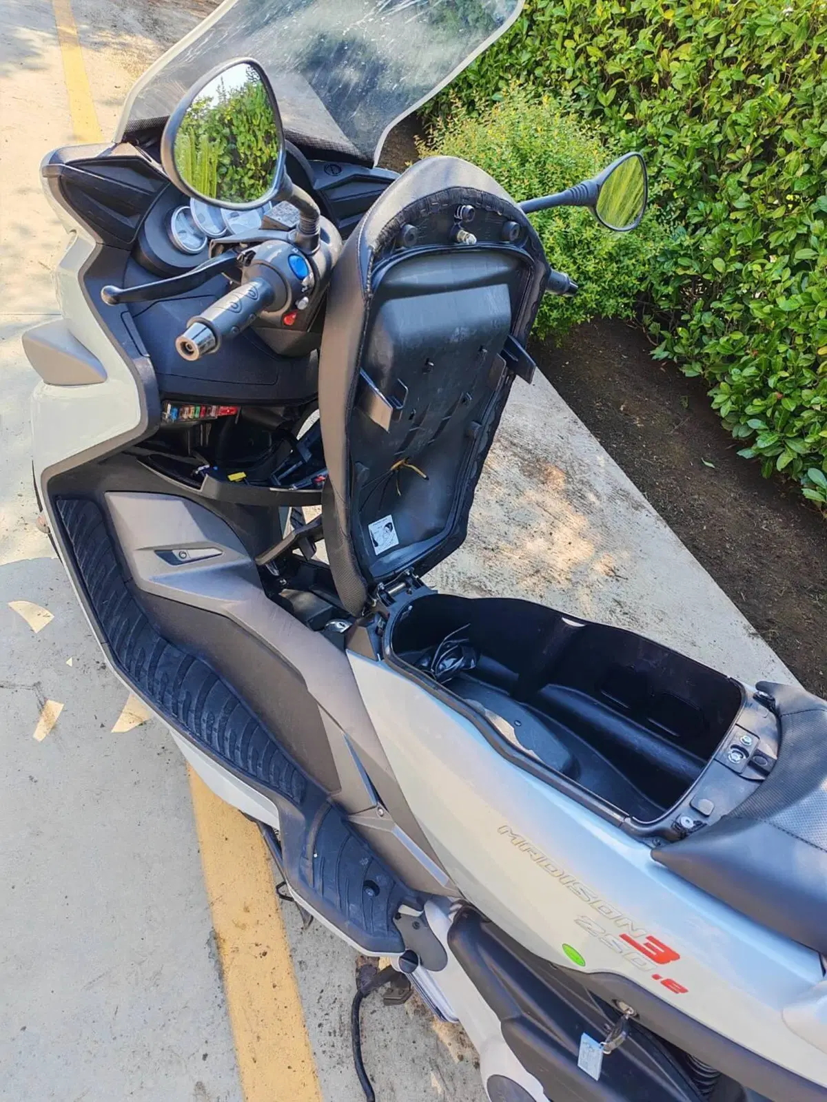 Malaguti Madison 3 250 (5)
