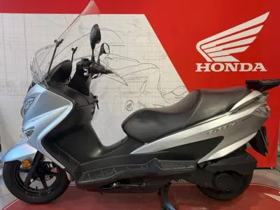 Suzuki Burgman UH 200 (2017 - 20) usata
