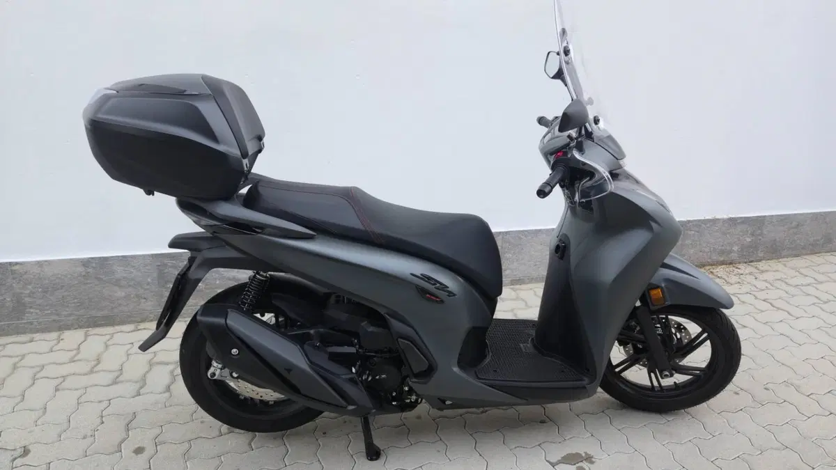 Honda SH 350i Sport (2025 - 26) (2)