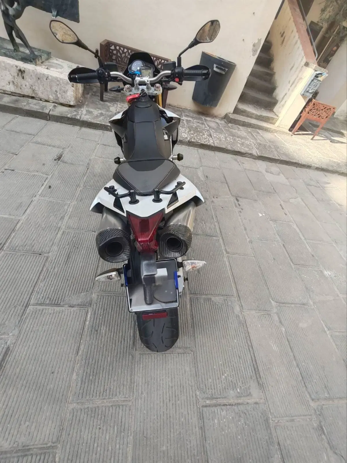 Aprilia Dorsoduro 750 (2009 - 14) (5)