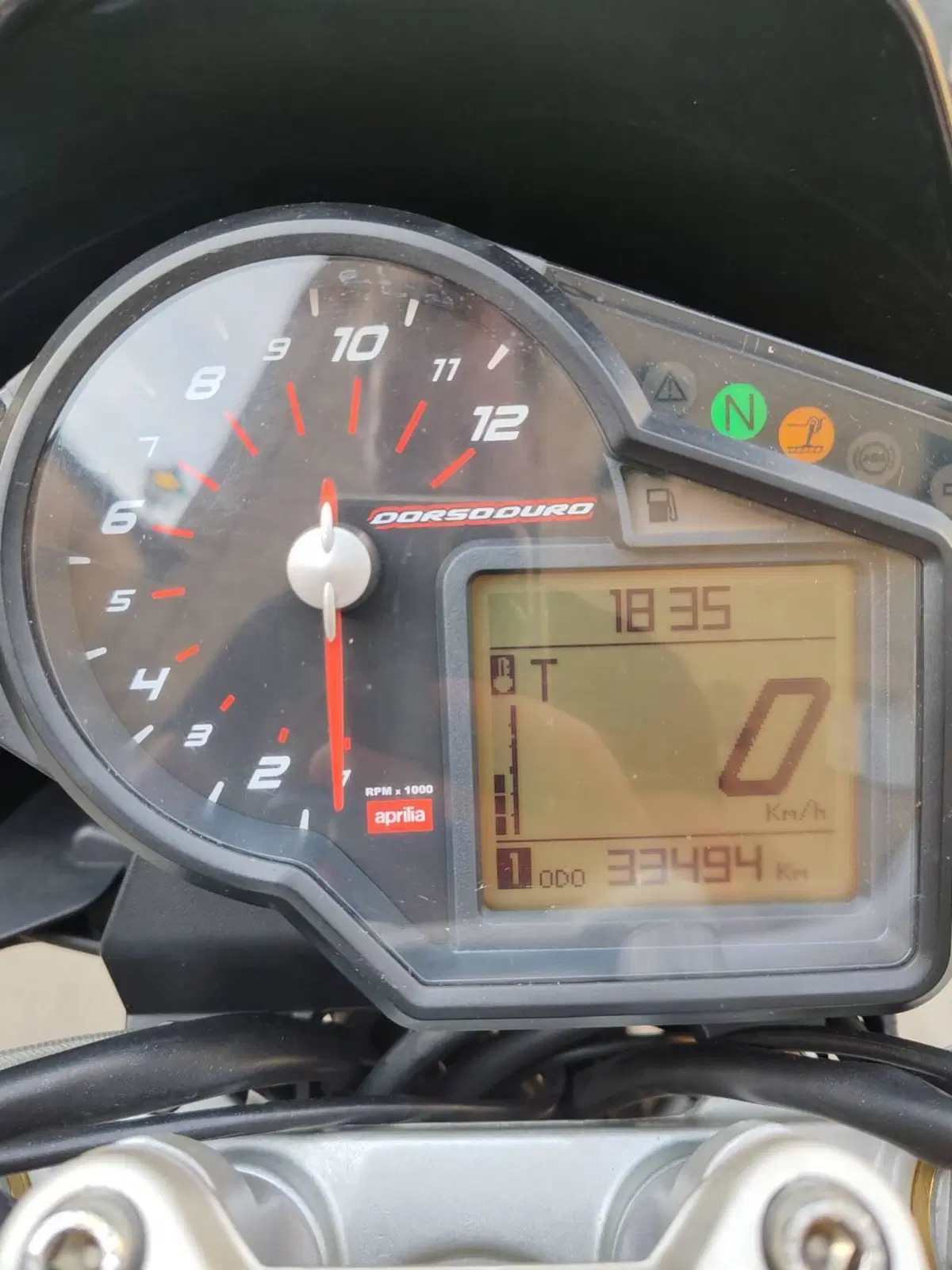 Aprilia Dorsoduro 750 (2009 - 14) (10)