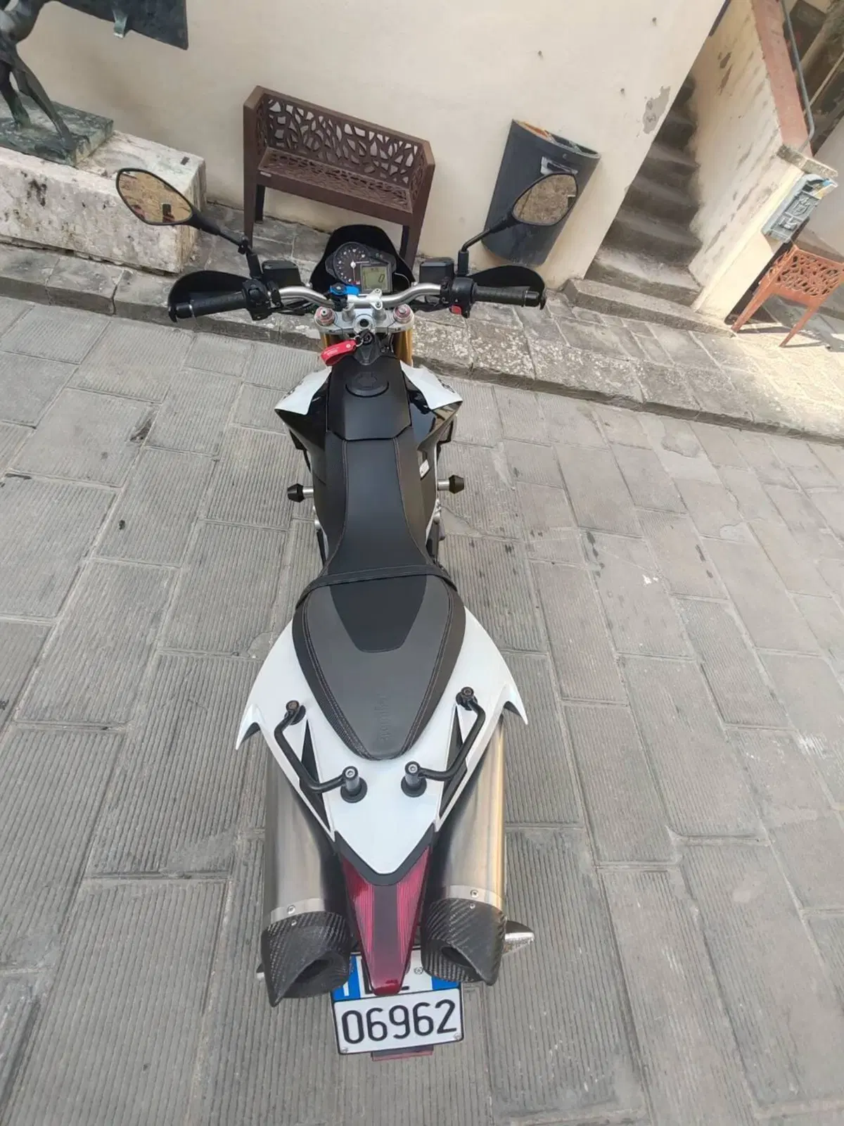 Aprilia Dorsoduro 750 (2009 - 14) (14)