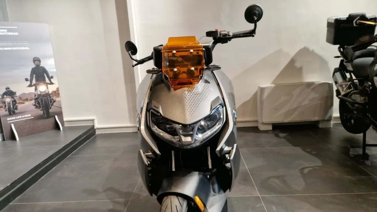 Bmw CE 04 (2021 - 25) (13)