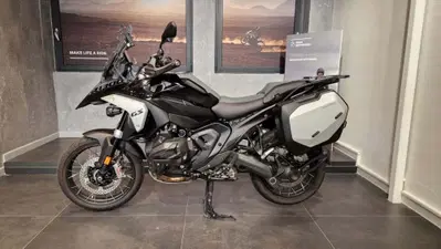 Bmw R 1300 GS Triple Black (2023 - 26) usata