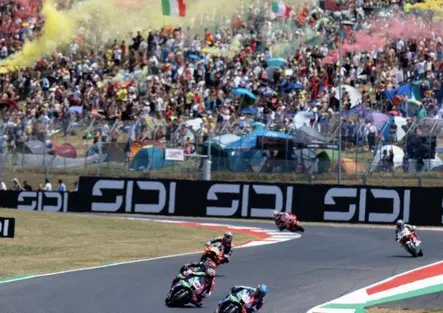 Arrestata in Francia la truffatrice di Bilbao: vendeva falsi biglietti della MotoGP