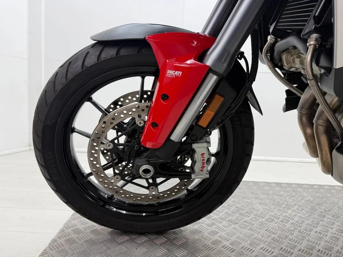 Ducati Multistrada V4 S (2021 - 24) (13)