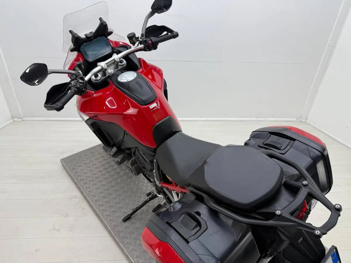 Ducati Multistrada V4 S (2021 - 24) (18)