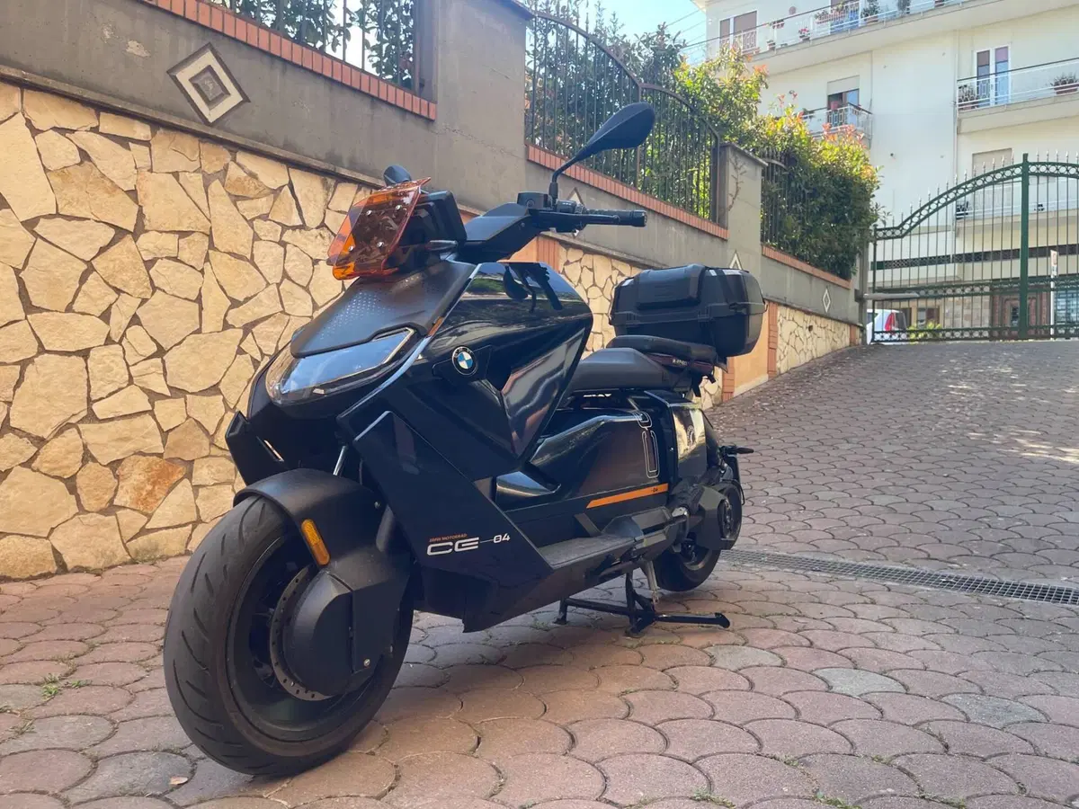 Bmw CE 04 (2021 - 25) (2)
