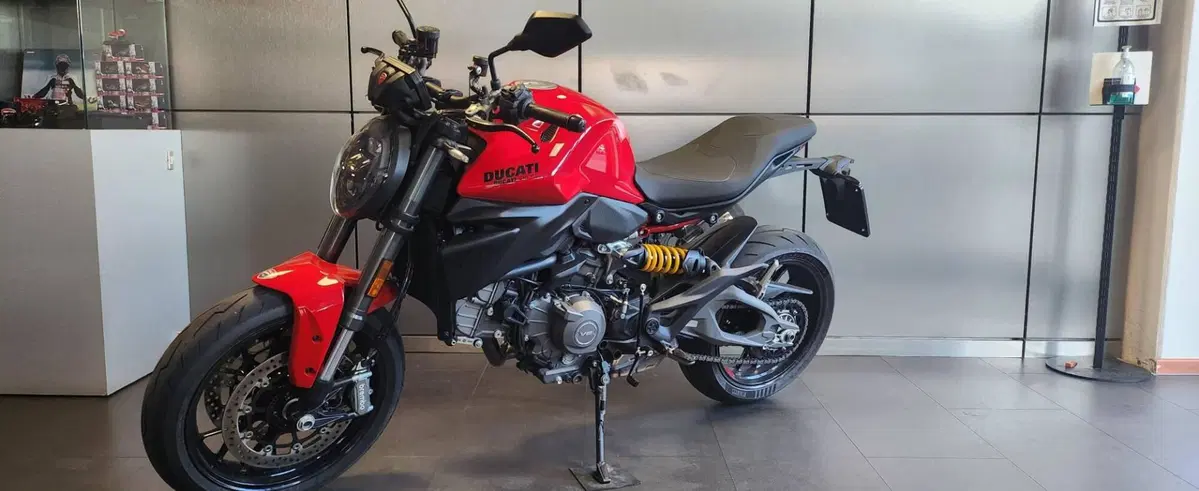 Ducati Monster 890 (2026) (3)