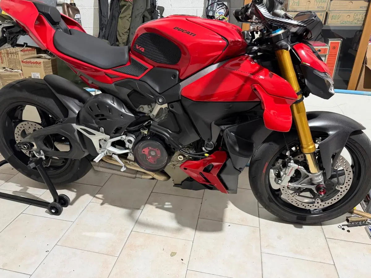 Ducati Streetfighter V4 S (2025 - 26) (2)
