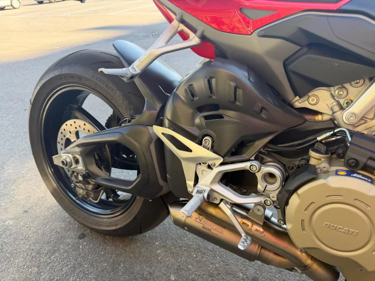 Ducati Streetfighter V4 S (2025 - 26) (6)