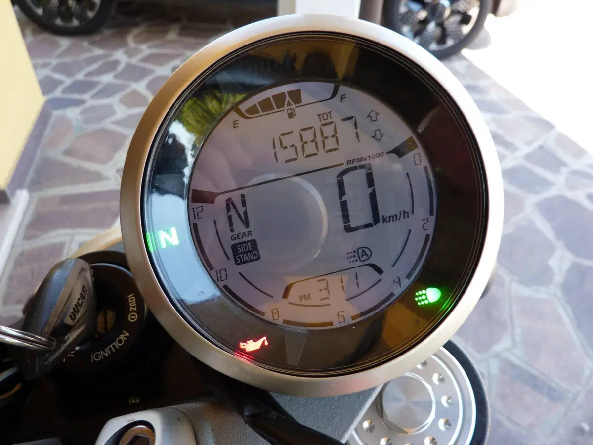 Ducati Scrambler 800 Icon (2017 - 20) (5)