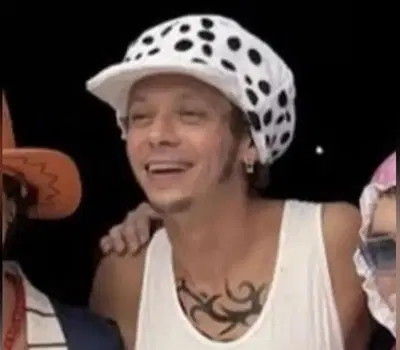 Valentino Rossi diventa Trafalgar Law: il tributo al personaggio di One Piece