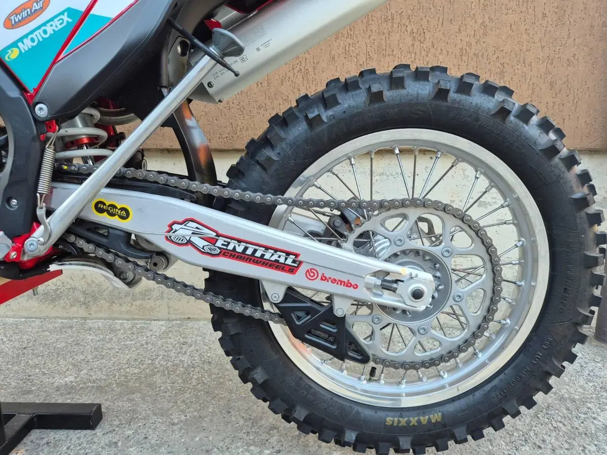 GASGAS EC 250 (2024) (10)