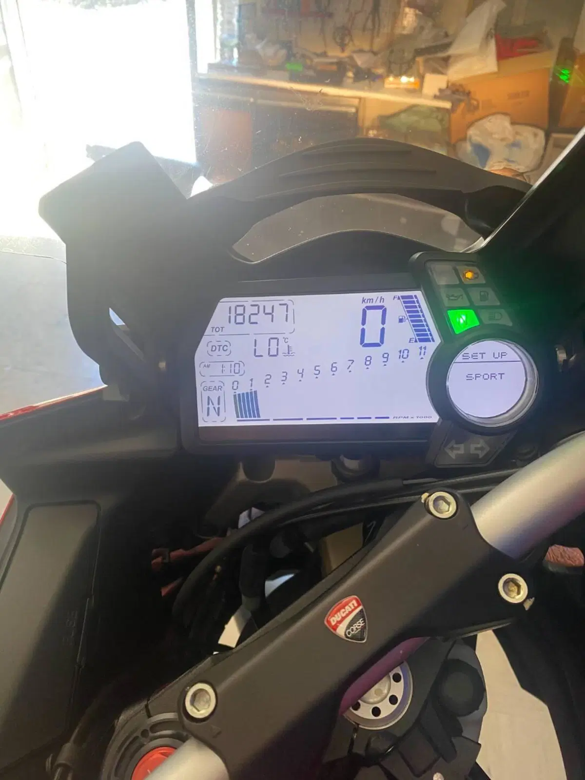 Ducati Multistrada 1200 ABS (2010 - 12) (4)