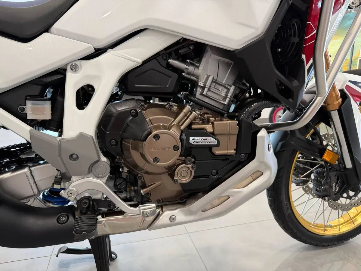 Honda Africa Twin CRF 1100L Adventure Sports DCT Travel Edition (2022 - 23) (17)
