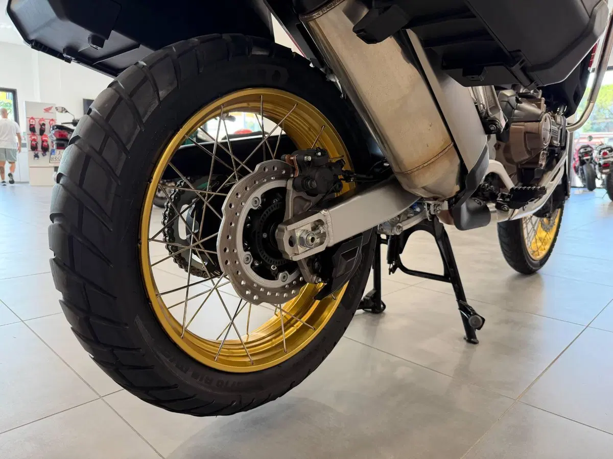 Honda Africa Twin CRF 1100L Adventure Sports DCT Travel Edition (2022 - 23) (16)