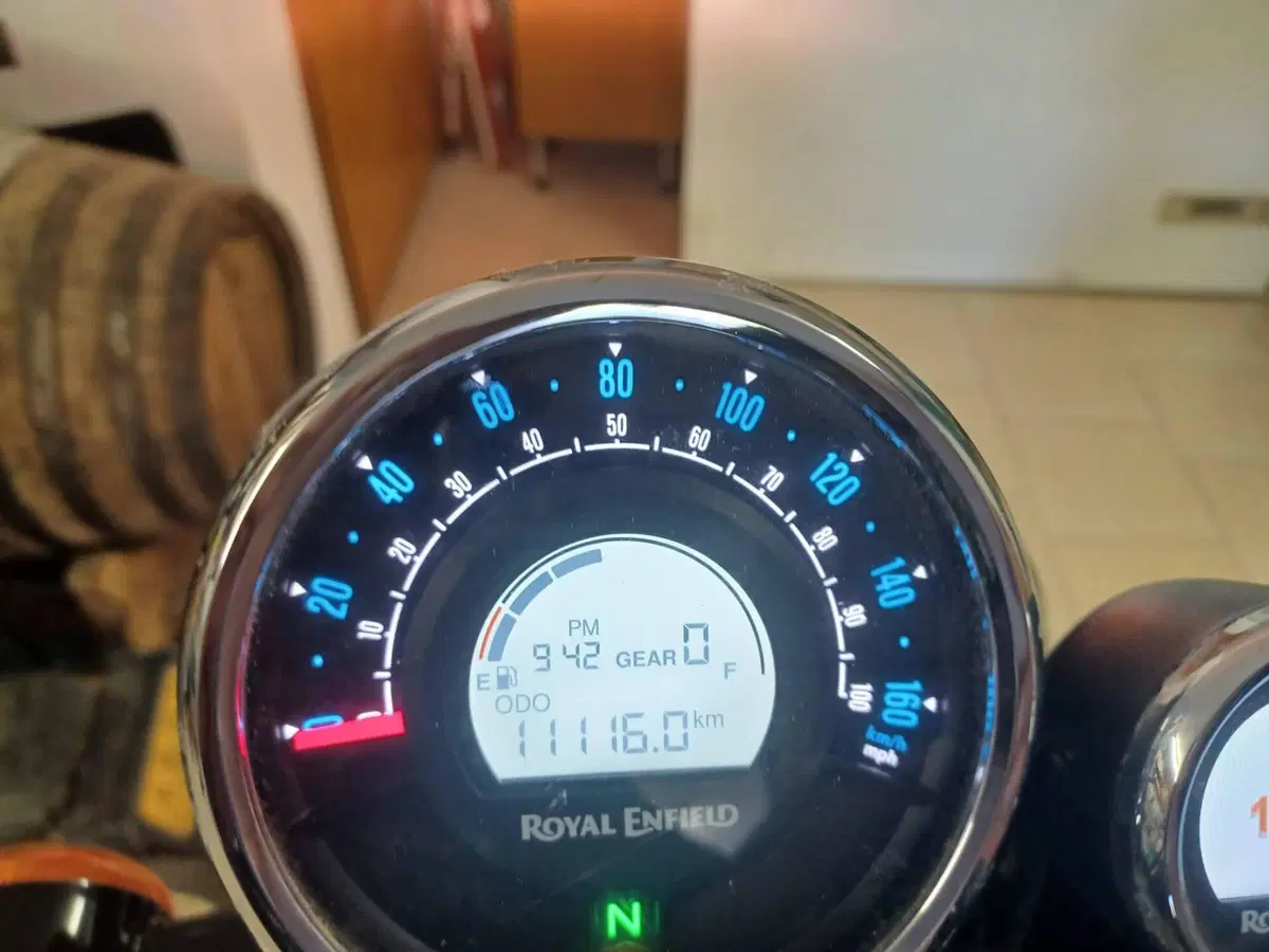 Royal Enfield Meteor 350 (2021 - 26) (6)