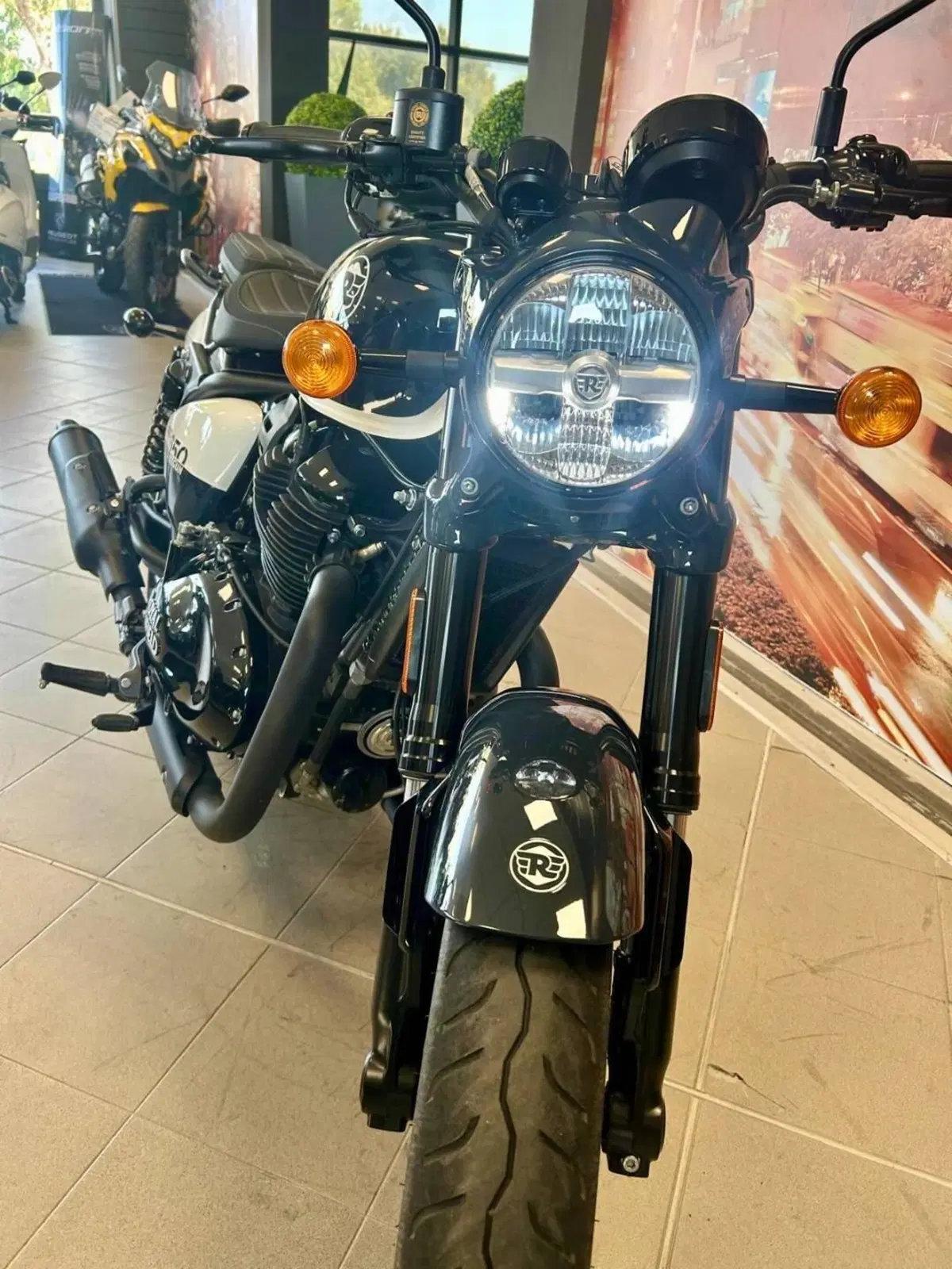 Royal Enfield Shotgun 650 (2024 - 26) (3)