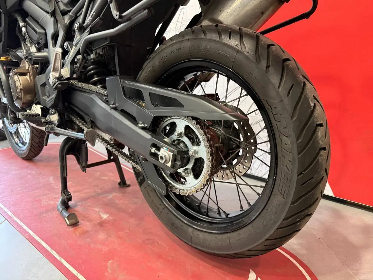Honda Africa Twin CRF 1000L DCT ABS (2016 - 17) (11)