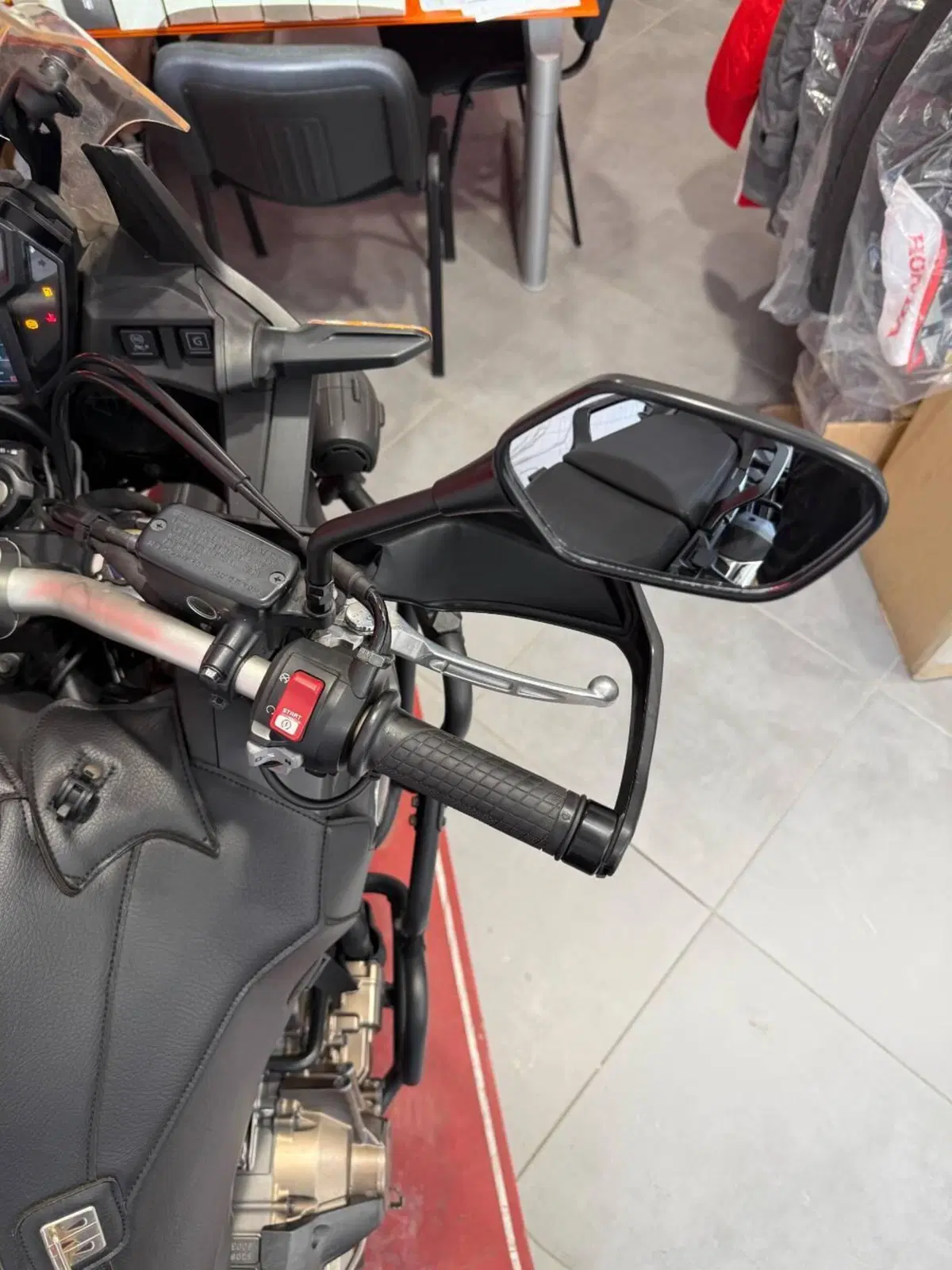Honda Africa Twin CRF 1000L DCT ABS (2016 - 17) (15)