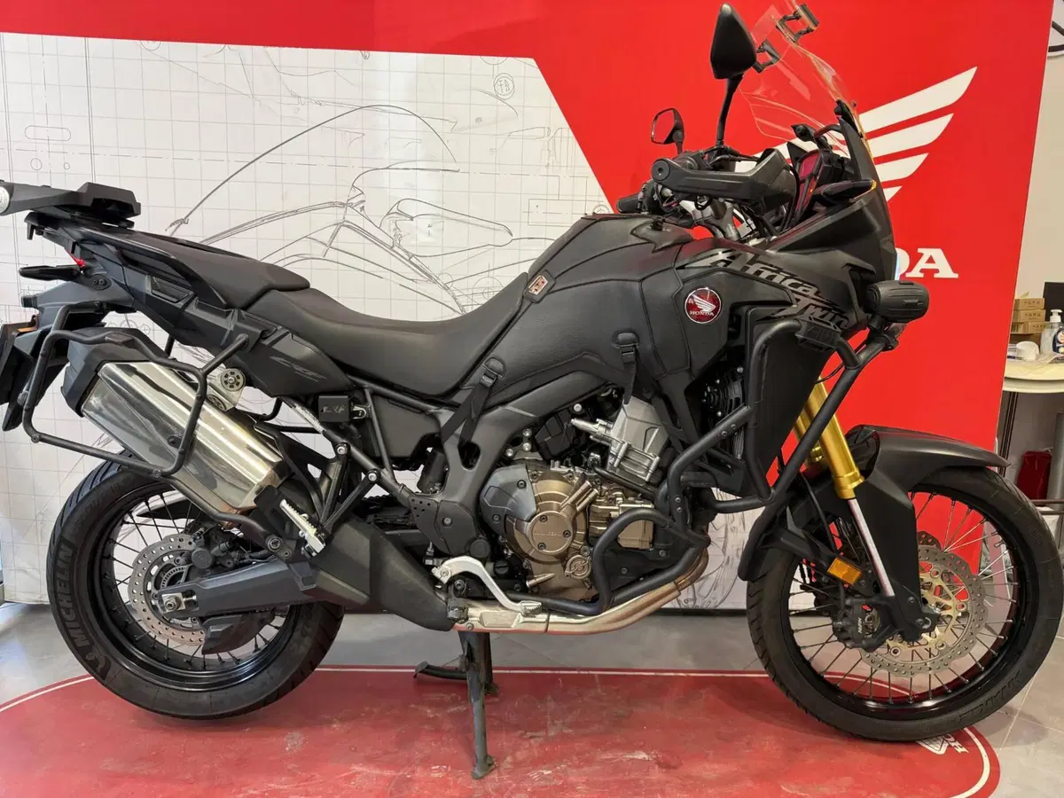 Honda Africa Twin CRF 1000L DCT ABS (2016 - 17) (5)