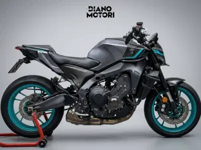 Yamaha MT-09 Y-AMT (2024 - 26) usata