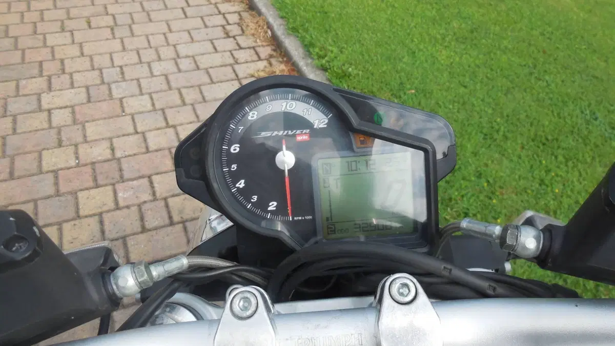 Aprilia Shiver (2008 - 10) (4)