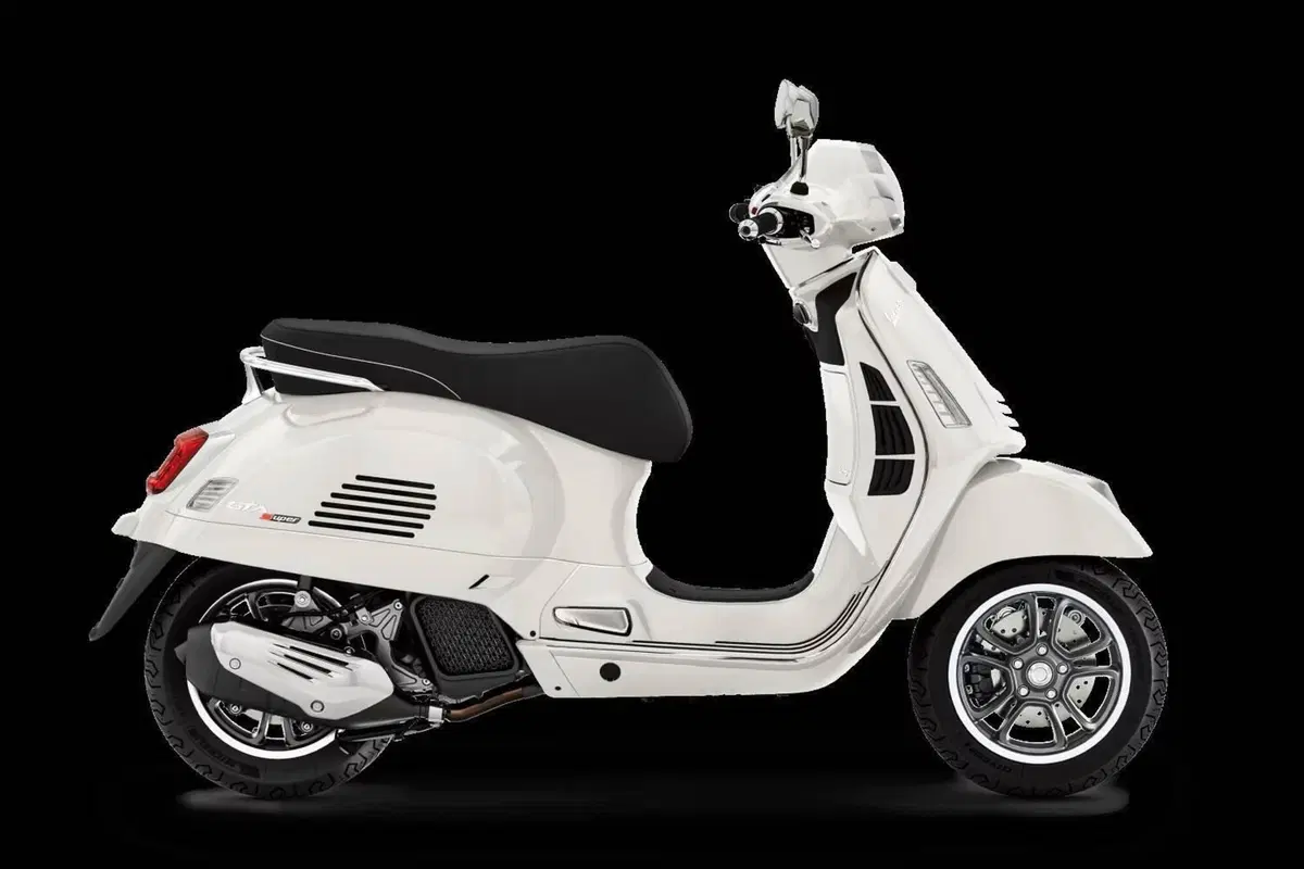 Vespa GTS 310 Super (2025 - 26) (2)