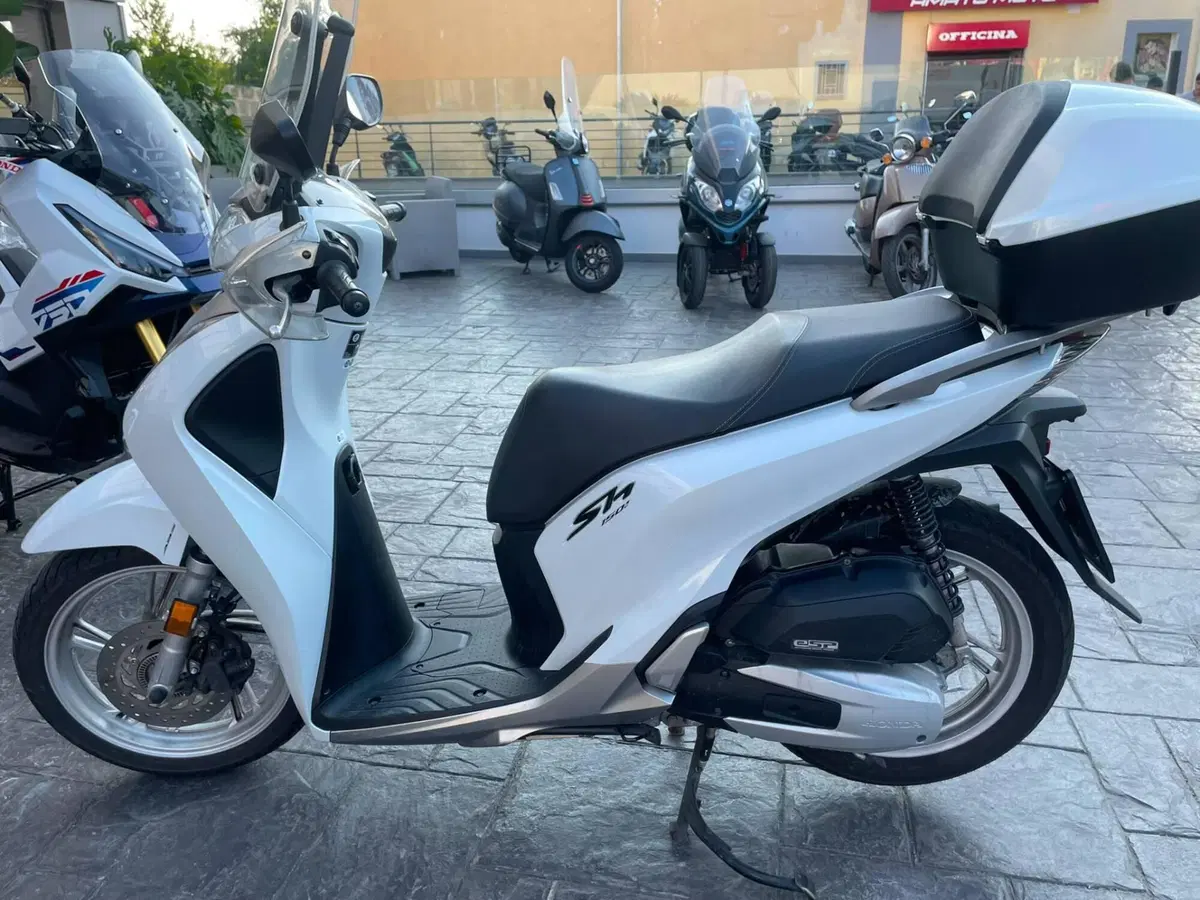 Honda SH 150i (2020 - 23) (2)