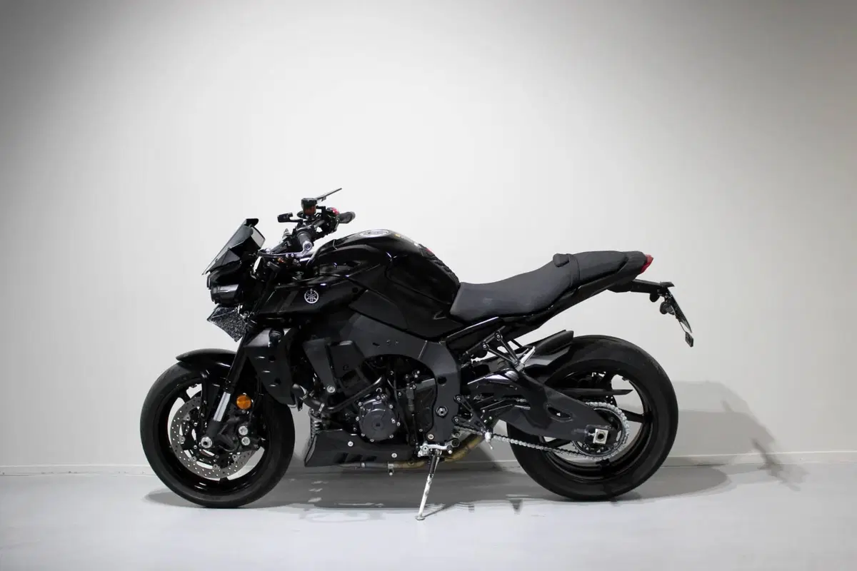 Yamaha MT-10 (2022 - 26) (4)