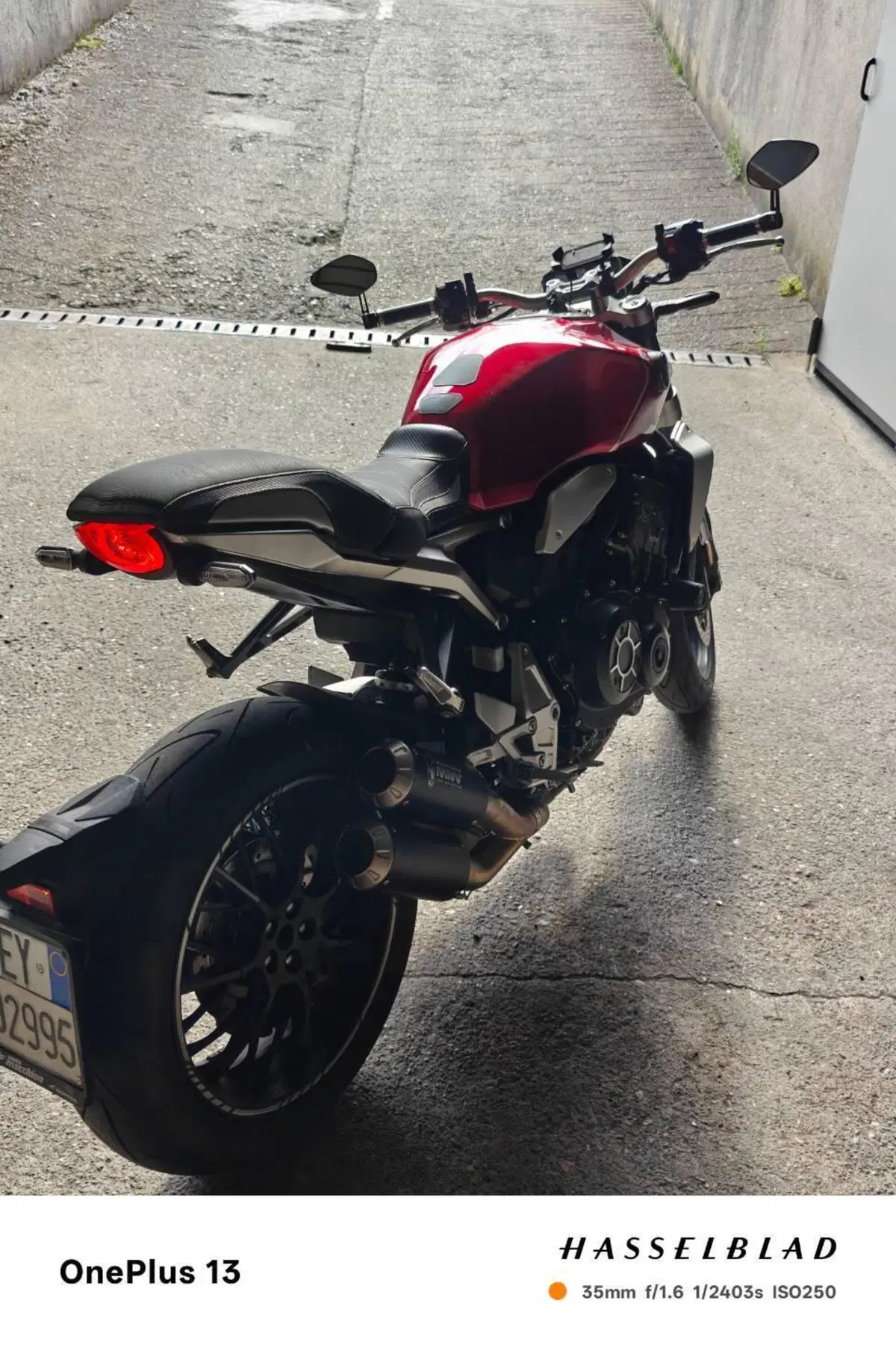 Honda CB 1000 R (2021 - 25) (11)