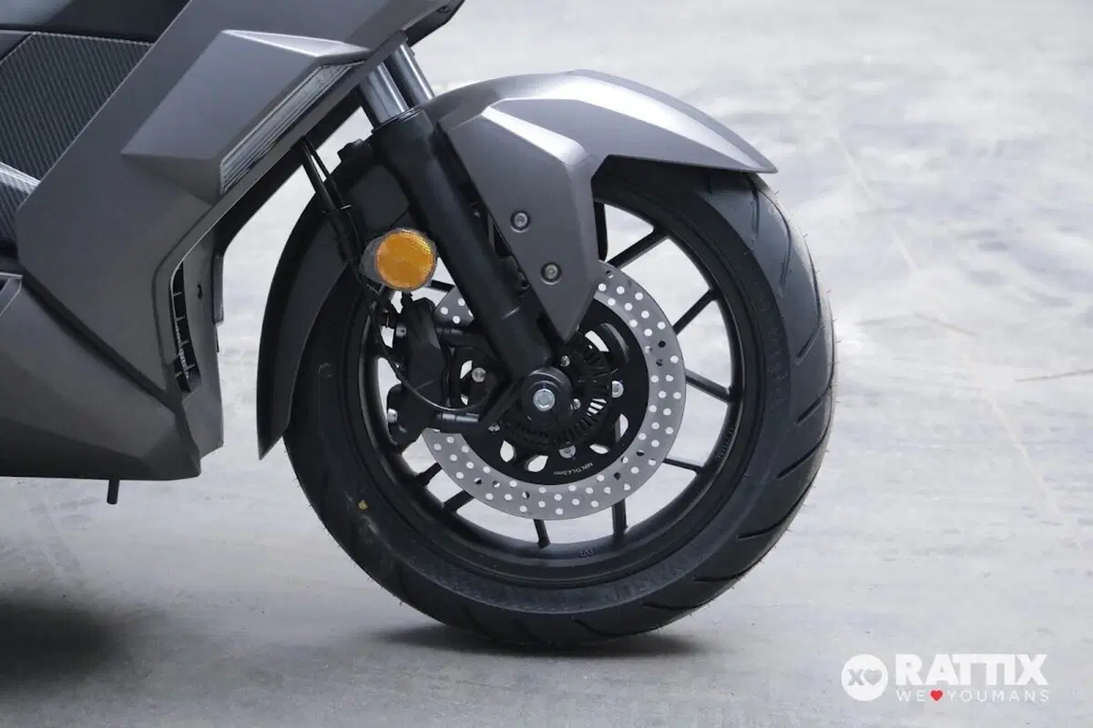 Wottan Motor GT2 300 (2025 - 26) (9)