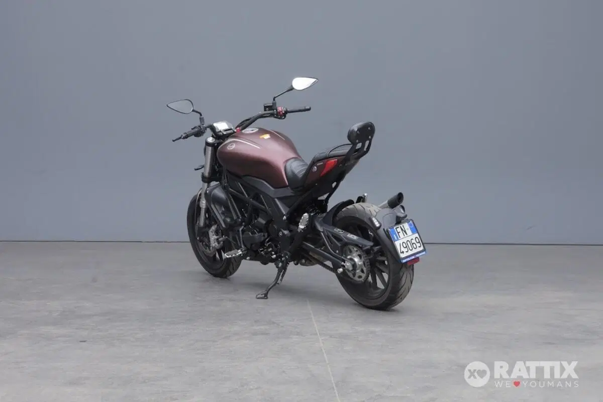 Benelli 502 C (2021 - 25) (5)