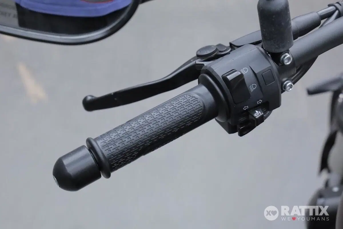 Benelli 502 C (2021 - 25) (11)