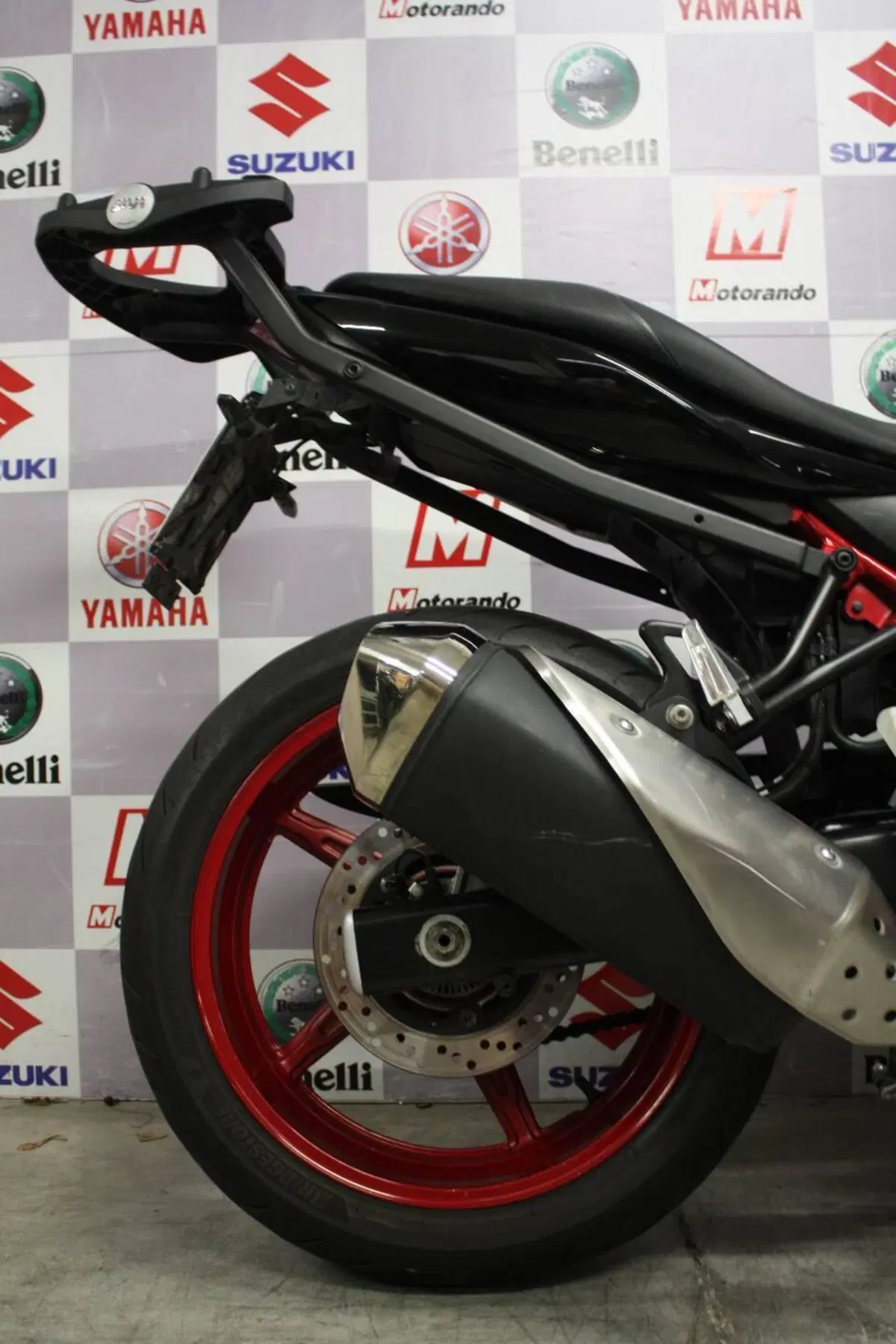 Suzuki SV 650 (2016 - 20) (4)