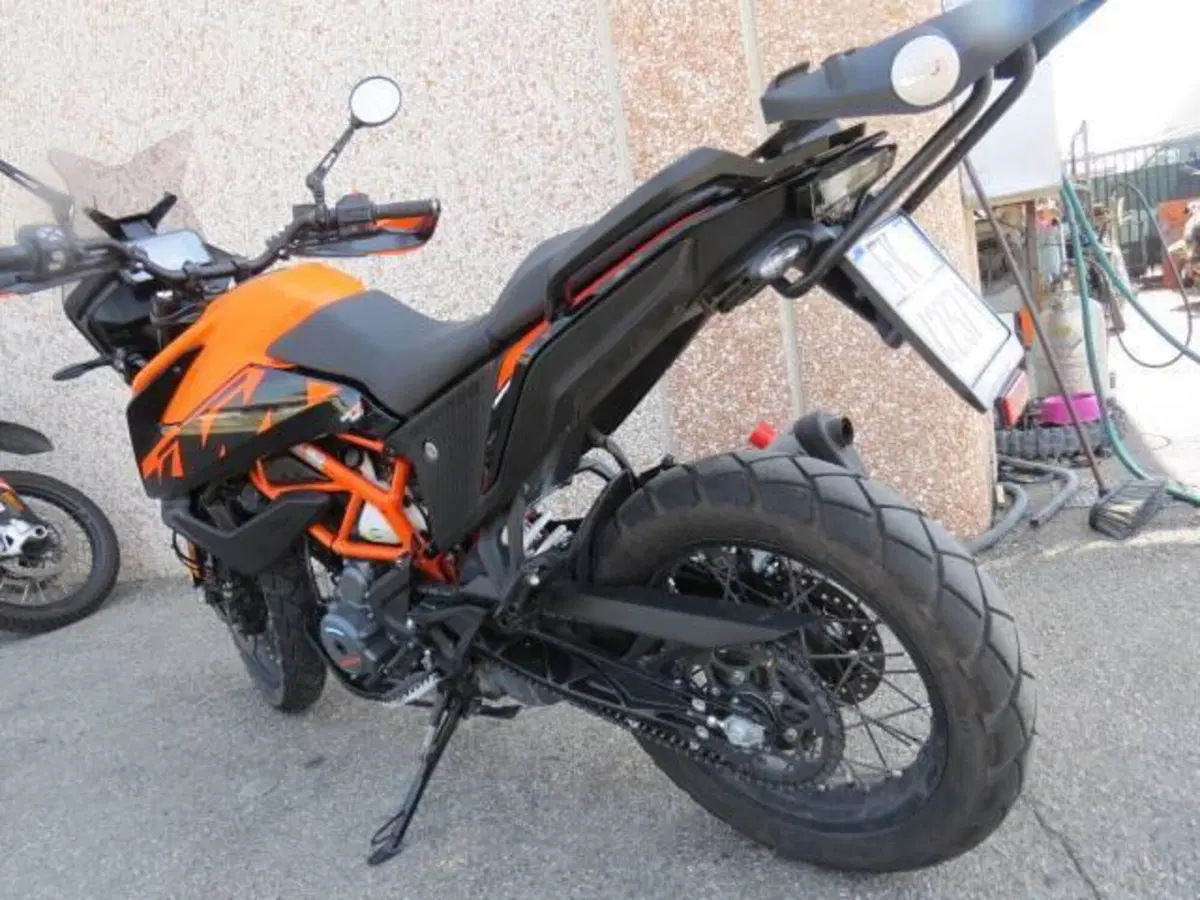 KTM 390 Adventure SW "Spooked Wheels" (2023 - 24) (8)