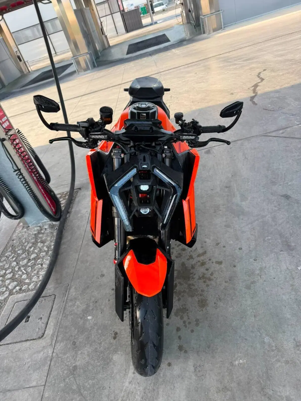 KTM 1390 Super Duke R (2024 - 26) (2)