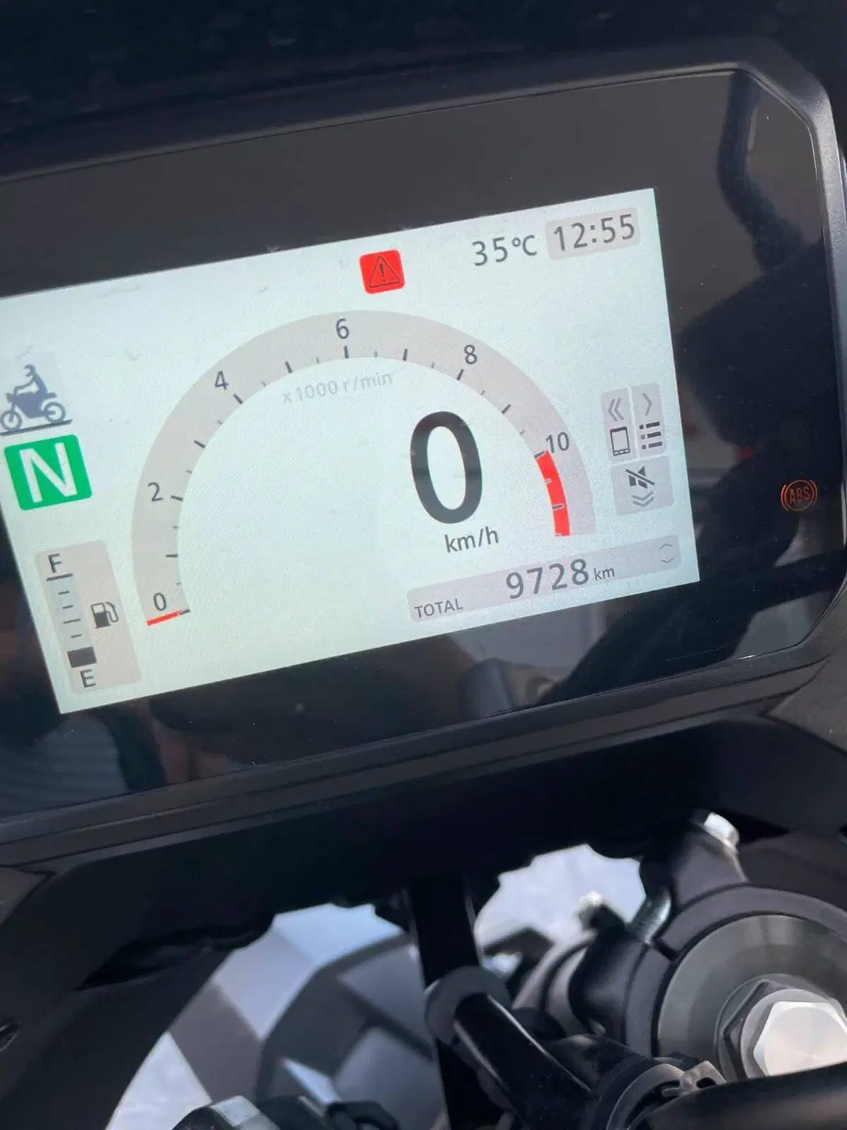 Honda Transalp XL750 (2025) (4)